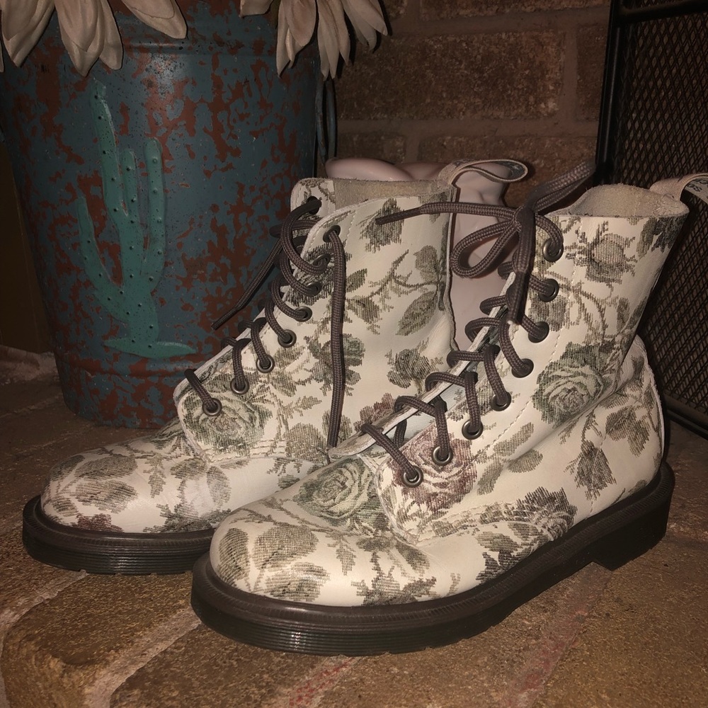 Floral Print Doc Martens